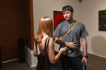Люся Воронова фотографии с выставки Мозаичность 45